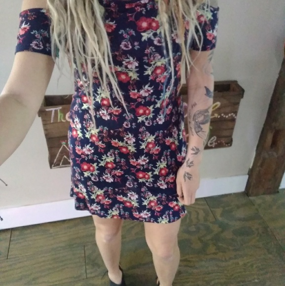 h&m divoded Dresses & Skirts - floral print dress with shoulder cut outs